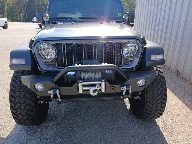 Used 2025 Jeep Gladiator Sport image 19