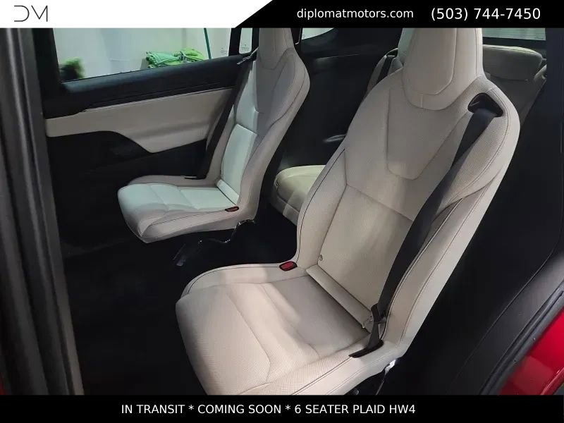 Used 2024 Tesla Model X Plaid image 9