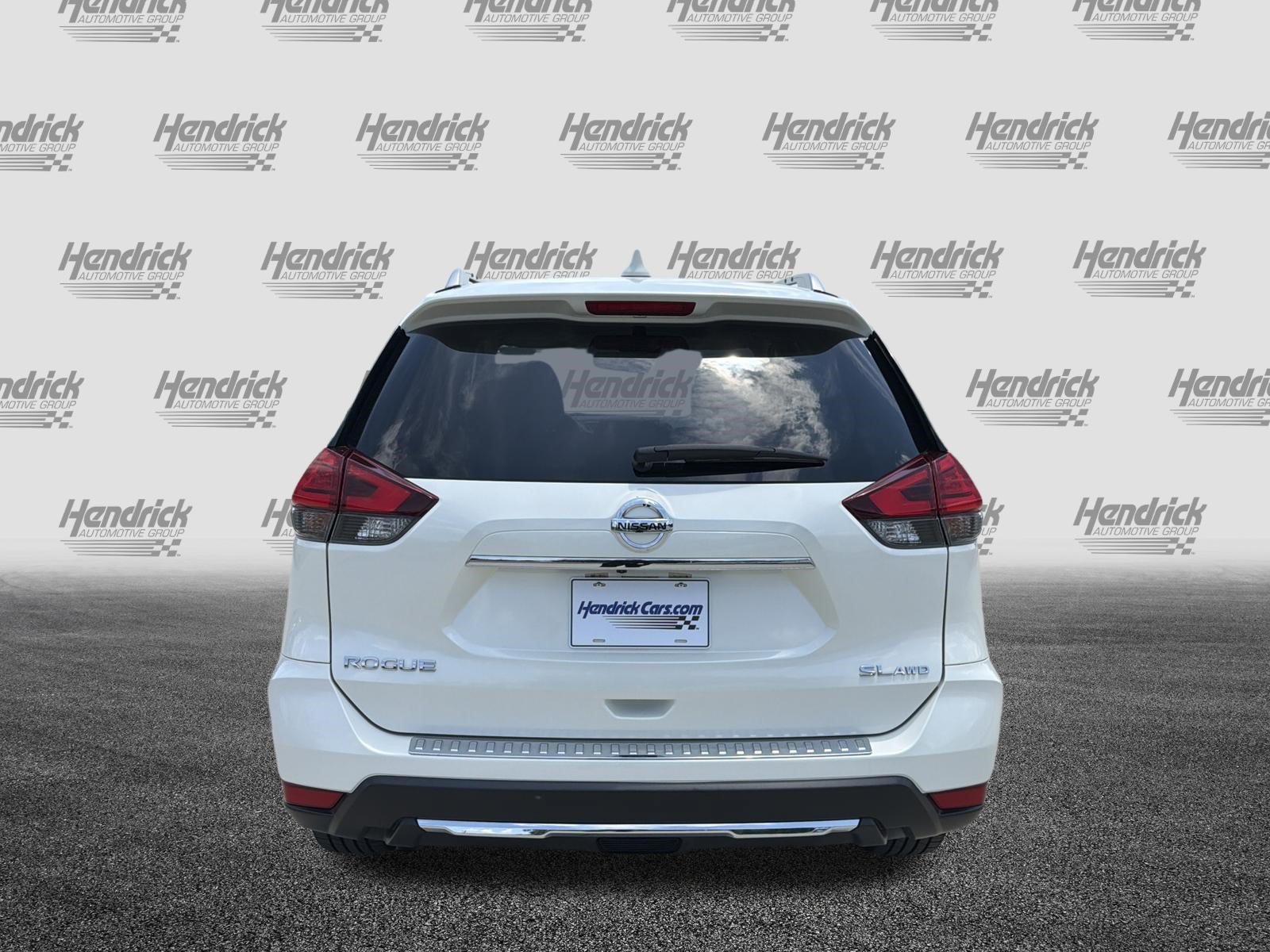Used 2017 Nissan Rogue SL AWD/4WD image 9