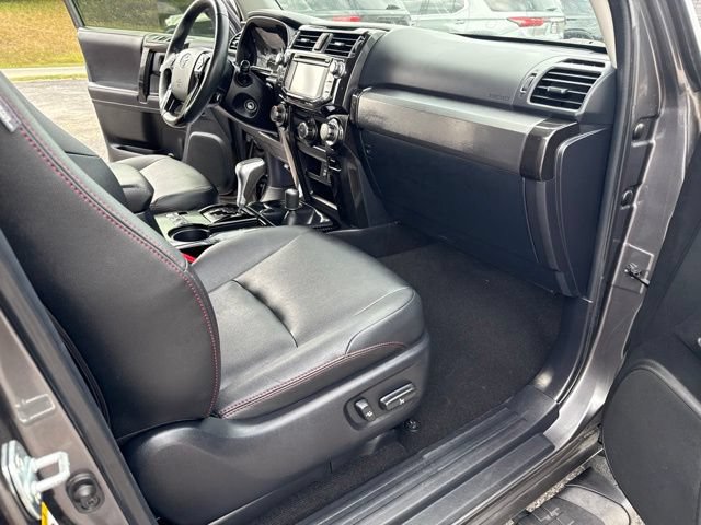 Used 2019 Toyota 4Runner TRD Off-Road Premium AWD/4WD image 29