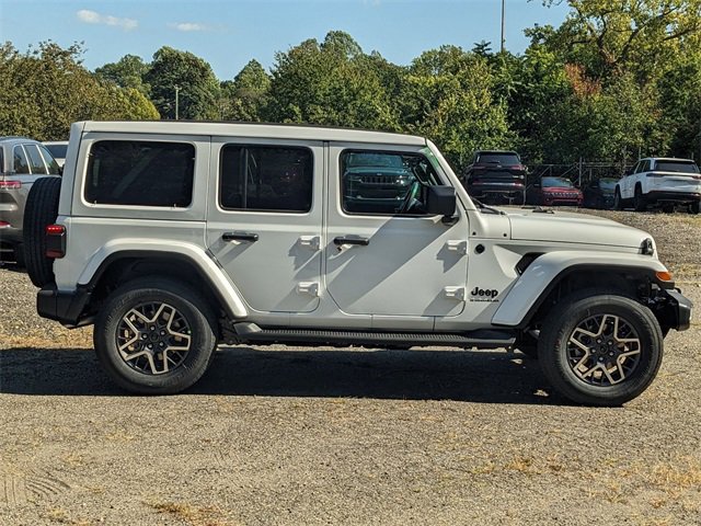New 2025 Jeep Wrangler Sahara image 2