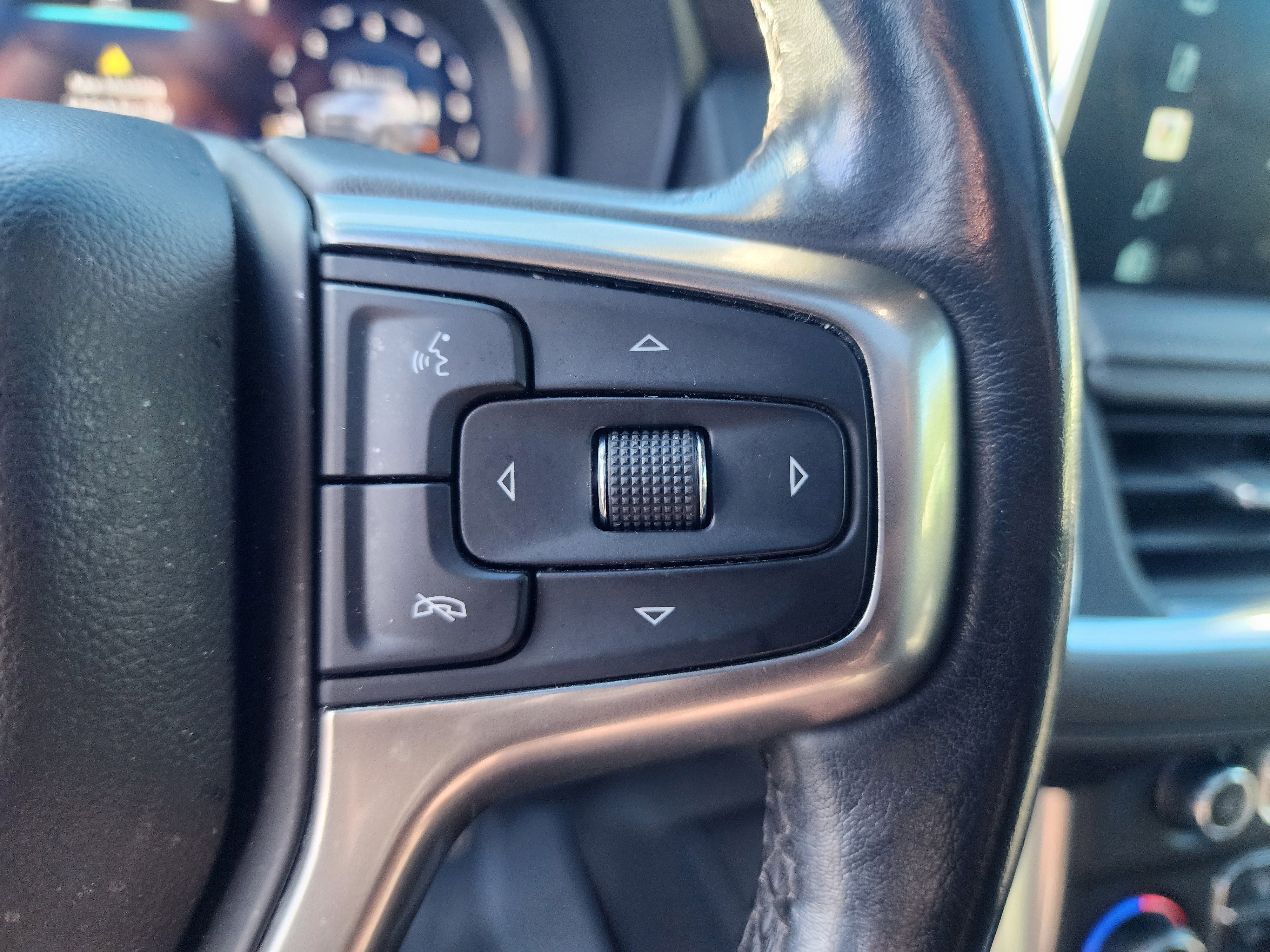 Used 2022 Chevrolet Tahoe Z71 w/ Z71 Off-Road Package image 31