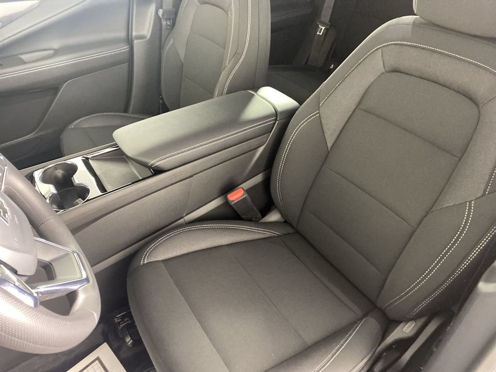 New 2026 Chevrolet Blazer EV LT w/ Midnight/Sport Edition FWD image 18