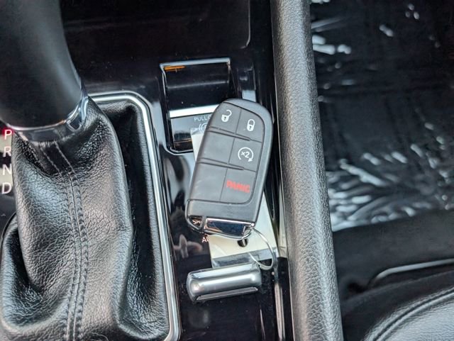 Used 2024 Jeep Compass Limited image 18