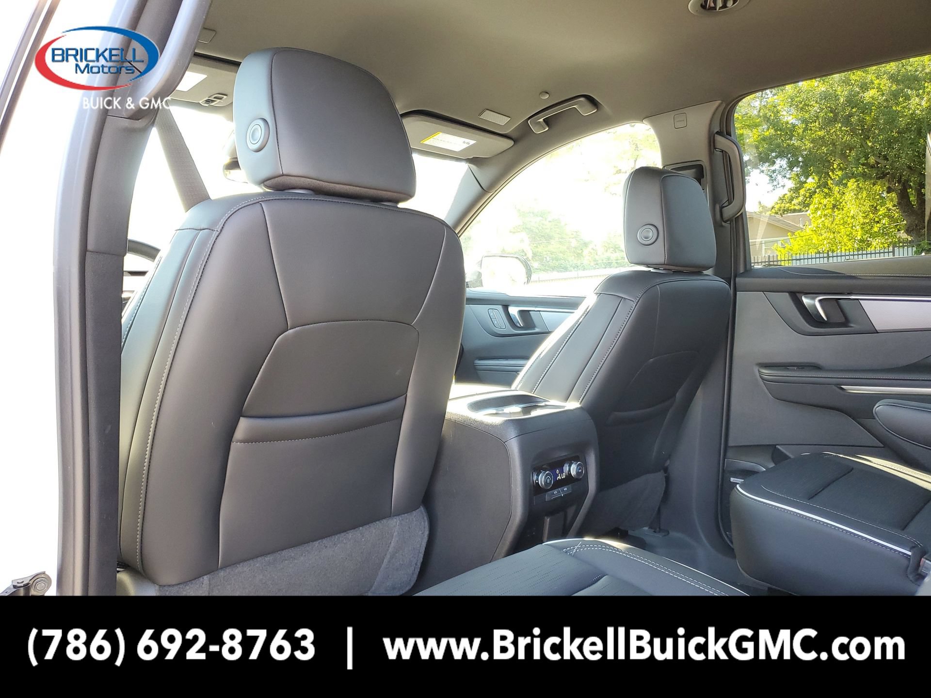 New 2025 Buick Enclave Sport Touring w/ Power Package AWD/4WD image 11