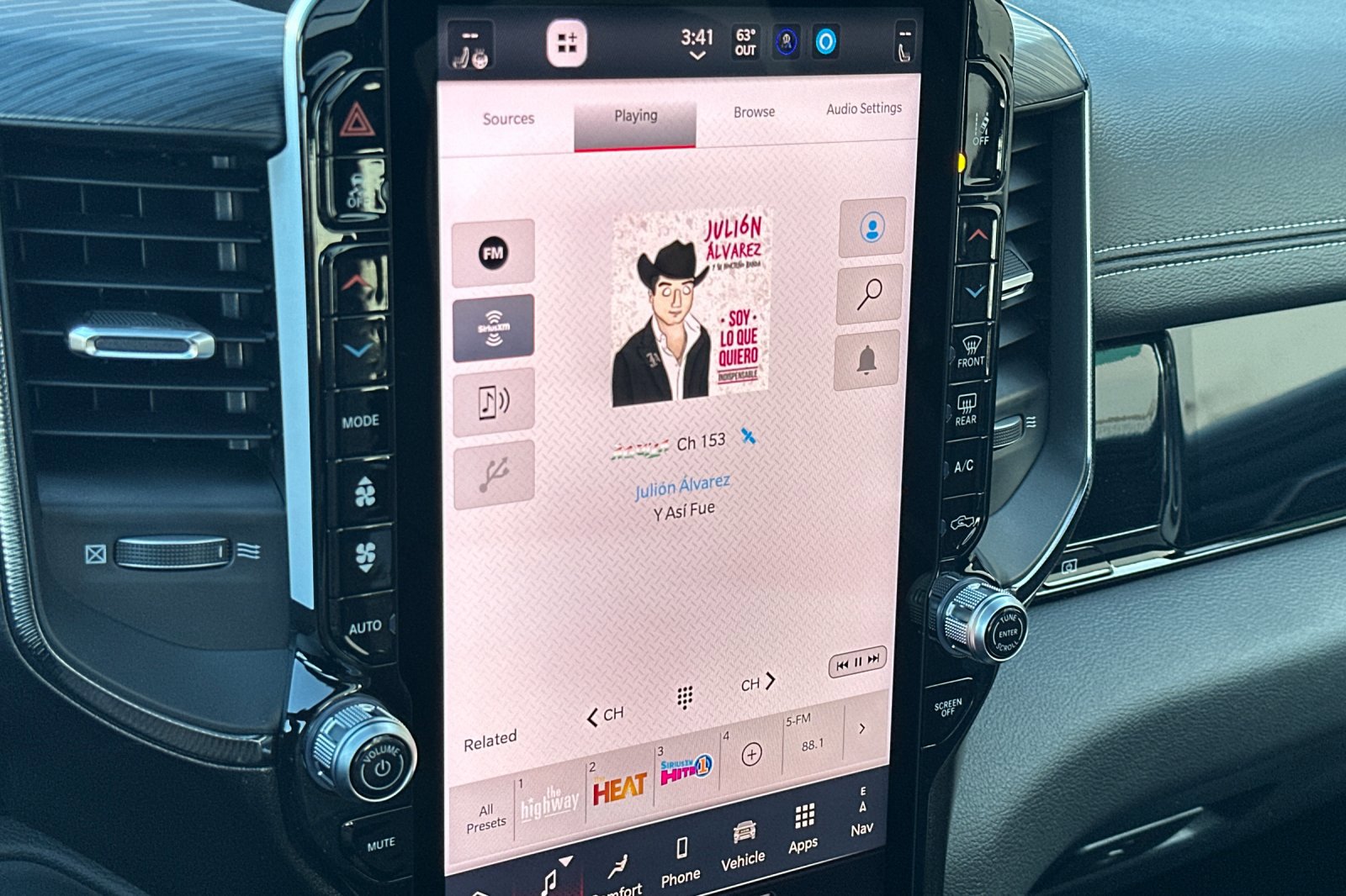 New 2026 RAM 1500 Rebel w/ G/T Package image 16