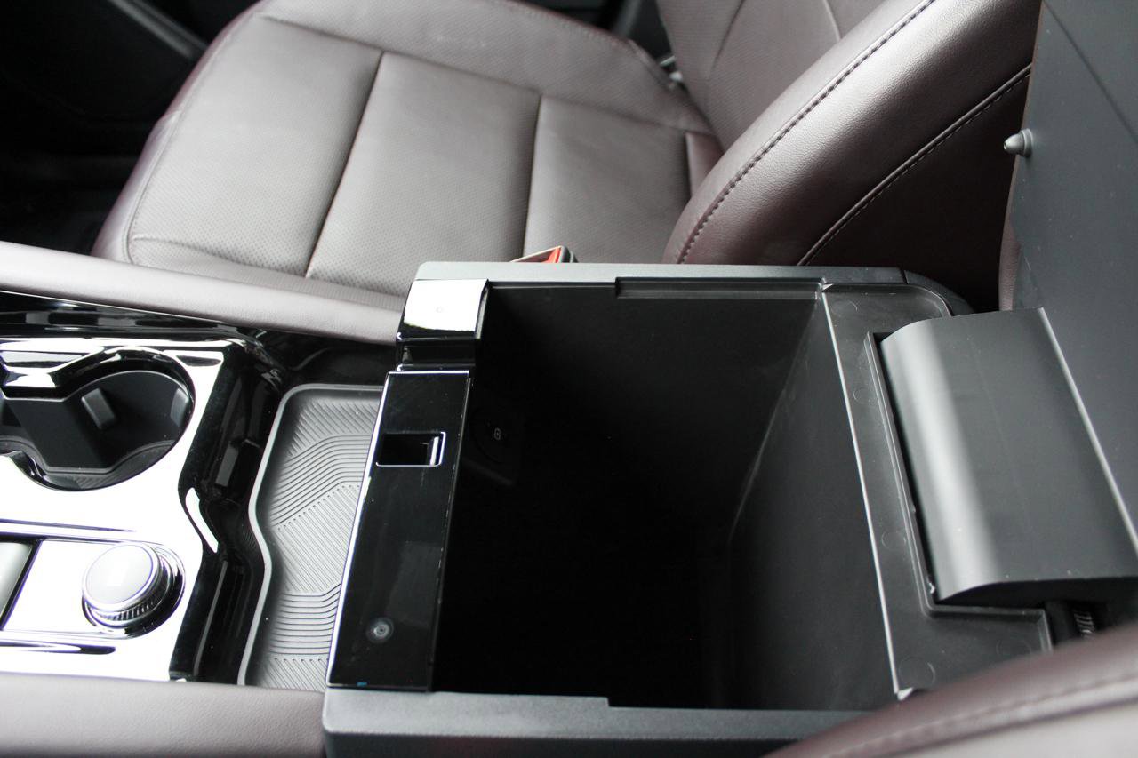 Used 2025 Ford Explorer Platinum w/ LUX Leather Package image 61