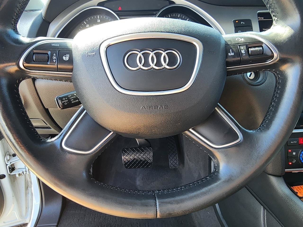 Used 2015 Audi Q7 TDI Premium Plus w/ Premium Plus Package AWD/4WD image 19