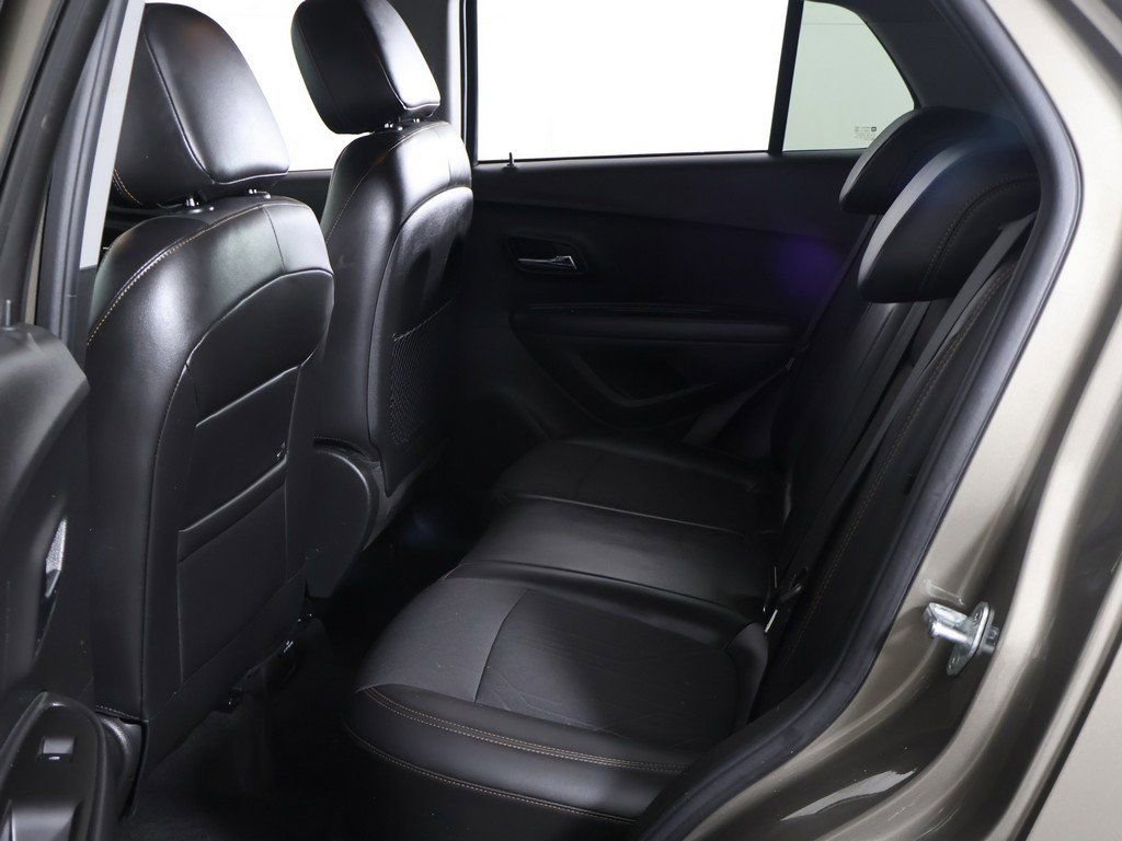 Used 2020 Chevrolet Trax LT w/ Driver Confidence Package image 25