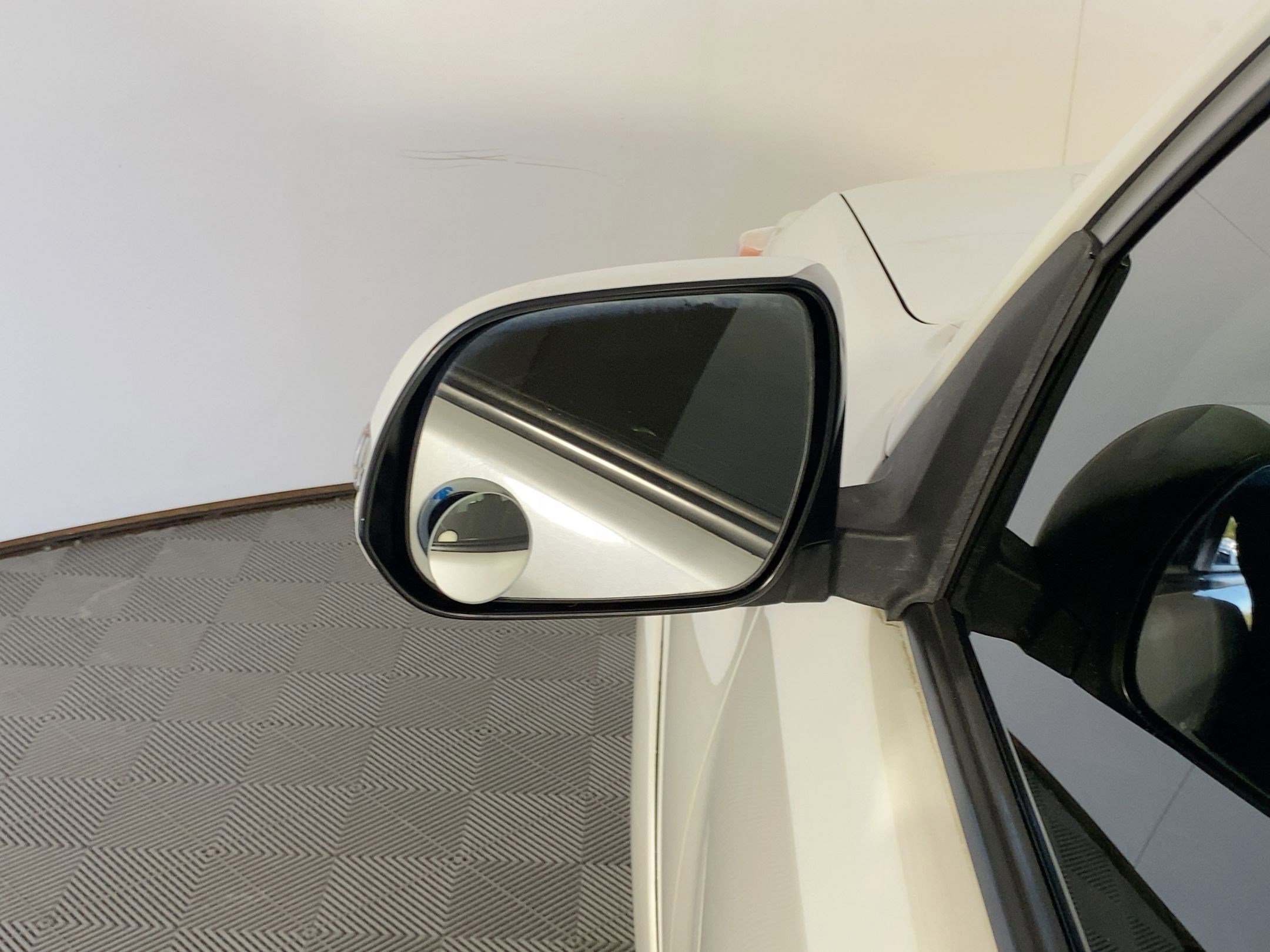 Used 2013 Toyota 4Runner Limited image 20