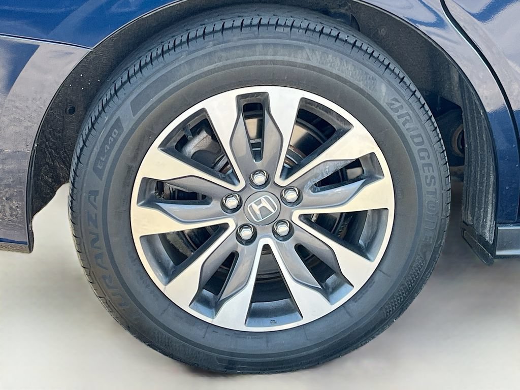 Used 2024 Honda Odyssey EX-L image 32
