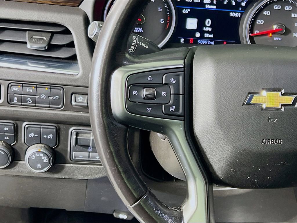 Used 2021 Chevrolet Suburban Premier w/ Premium Package AWD/4WD image 10