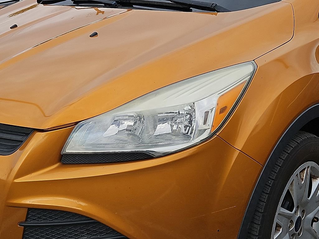 Used 2016 Ford Escape S image 3