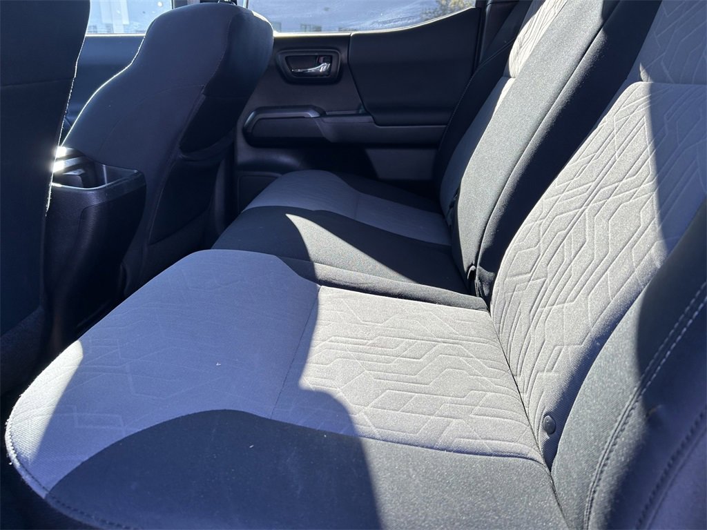 Used 2021 Toyota Tacoma TRD Off-Road image 16