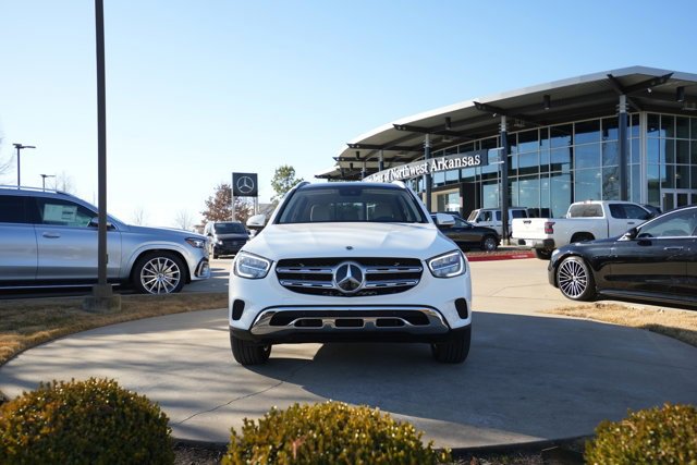 Used 2022 Mercedes-Benz GLC 300 4MATIC w/ Multimedia Package Lite image 2