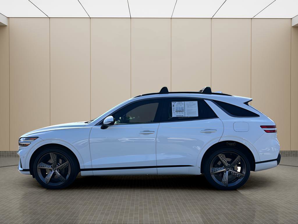 Used 2024 Genesis GV70 3.5T Sport w/ Sport Advanced Package image 2