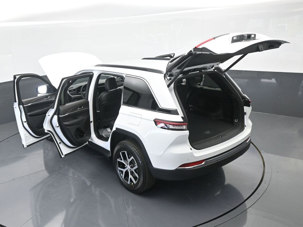 Used 2025 Jeep Grand Cherokee Limited image 66