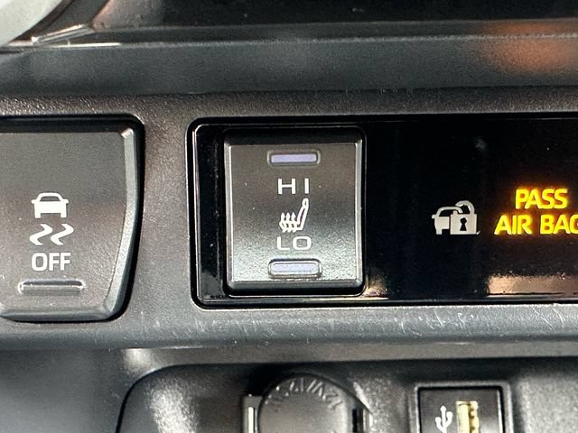 Certified 2025 Toyota RAV4 XLE w/ Convenience Package AWD/4WD image 19