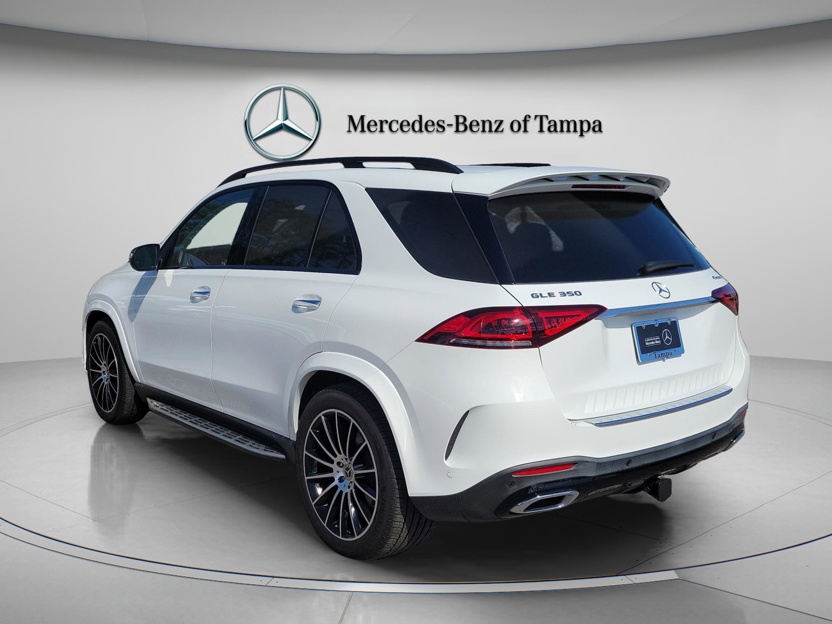 Used 2023 Mercedes-Benz GLE 350 4MATIC image 2