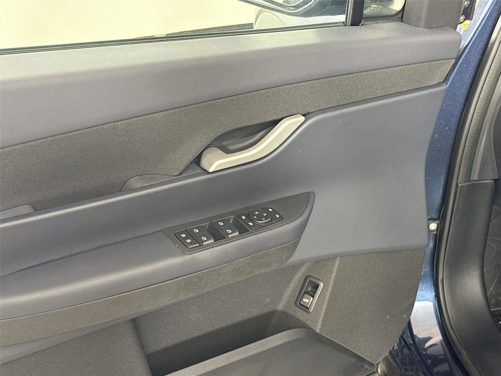 Used 2023 Fisker Ocean Extreme image 11