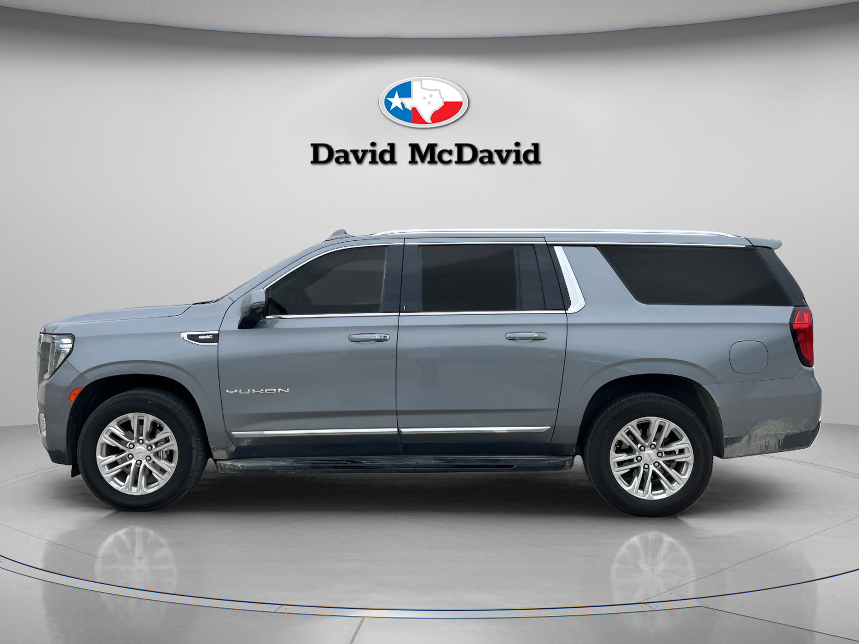 Used 2022 GMC Yukon XL SLT w/ SLT Luxury Package AWD/4WD image 6