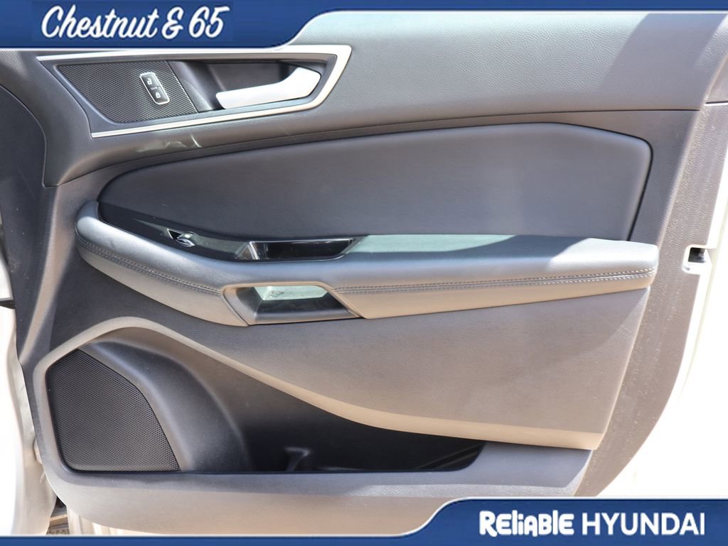 Used 2019 Ford Edge SEL w/ Equipment Group 201A FWD image 8
