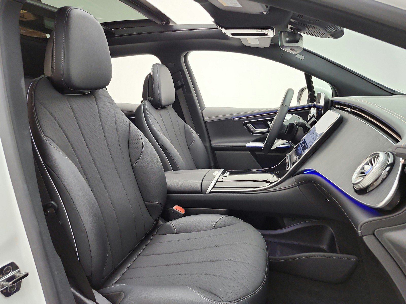 Certified 2026 Mercedes-Benz EQE 320+ SUV image 19