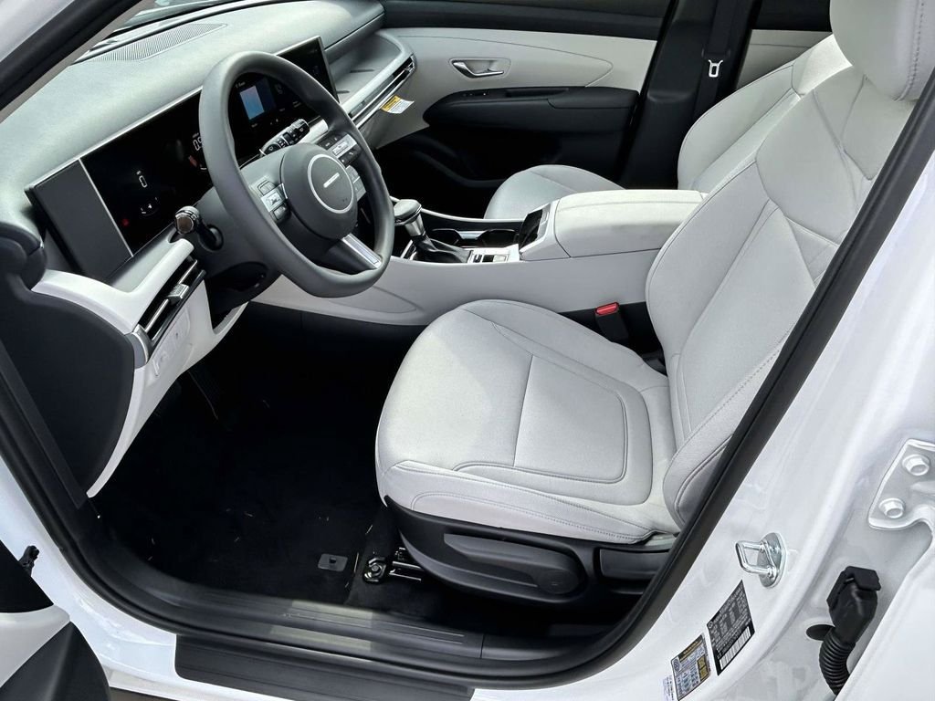 New 2026 Hyundai Tucson SE FWD image 17