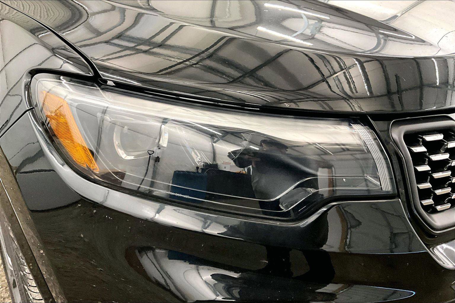 Used 2024 Jeep Compass Limited w/ High Altitude Package image 27