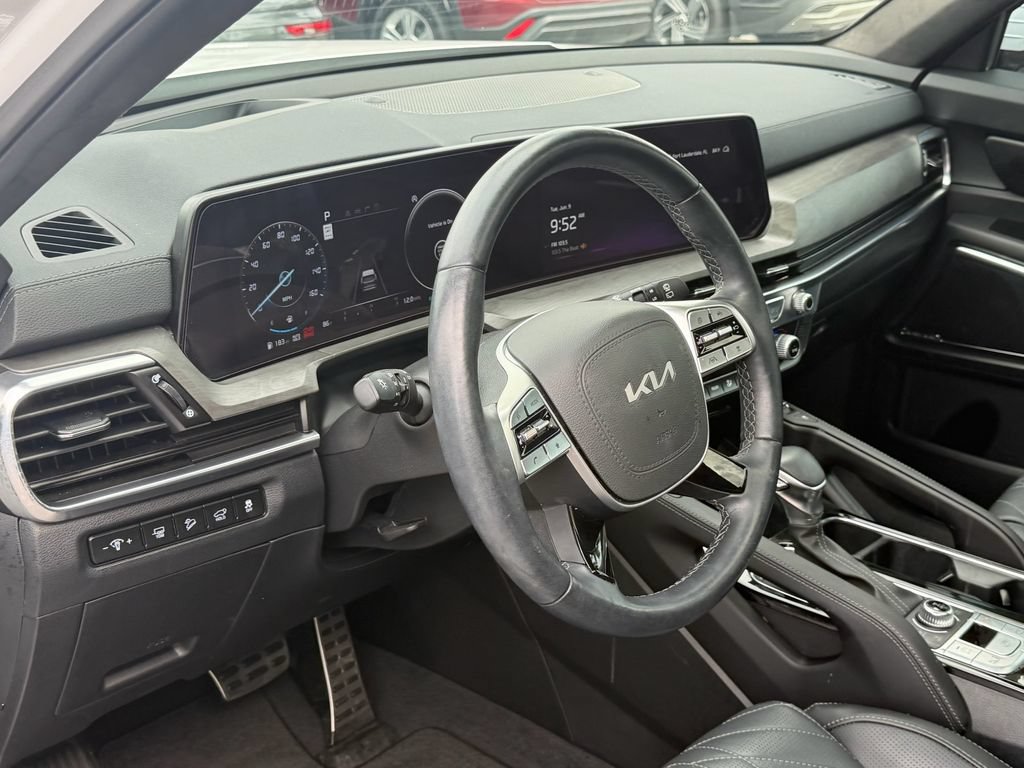 Used 2025 Kia Telluride SX Prestige X-Line AWD/4WD image 11