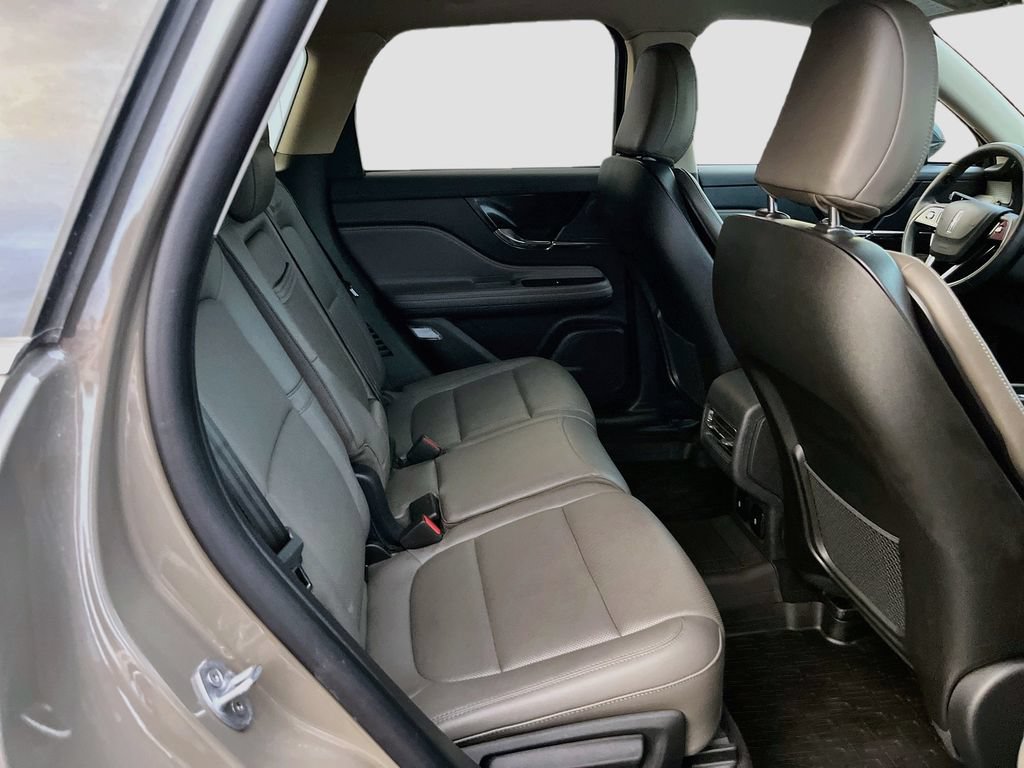 Used 2025 Lincoln Corsair AWD w/ Equipment Group 101A image 26