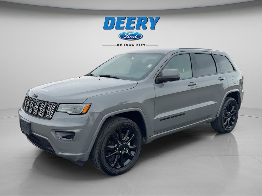 Used 2021 Jeep Grand Cherokee Laredo X AWD/4WD image 3