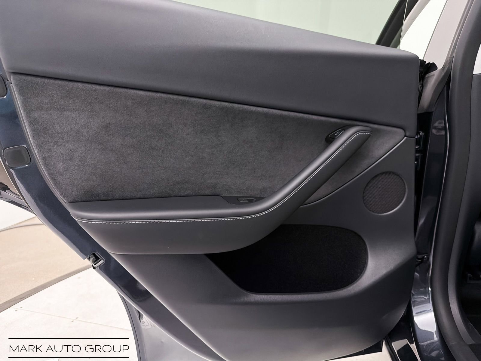 Used 2024 Tesla Model Y Long Range image 22