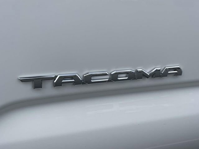 Used 2021 Toyota Tacoma SR5 image 9