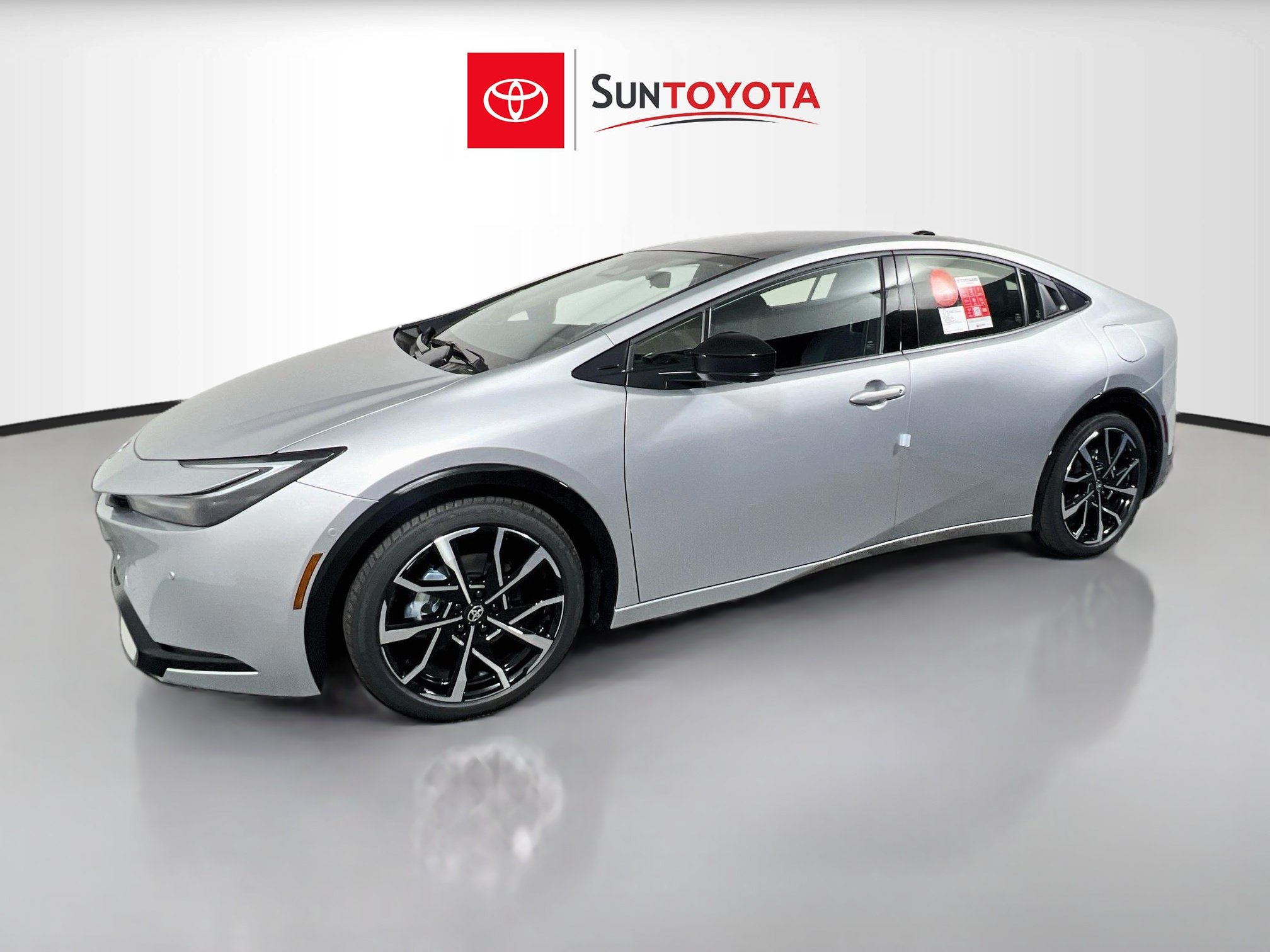 New 2027 Toyota Prius Plug-In Hybrid FWD image 9