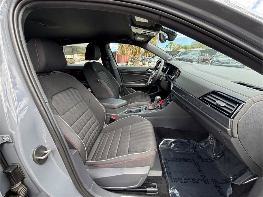 Used 2019 Volkswagen Jetta GLI image 36