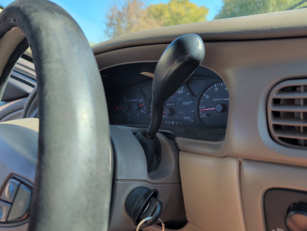 Used 2003 Ford Taurus SE FWD image 36