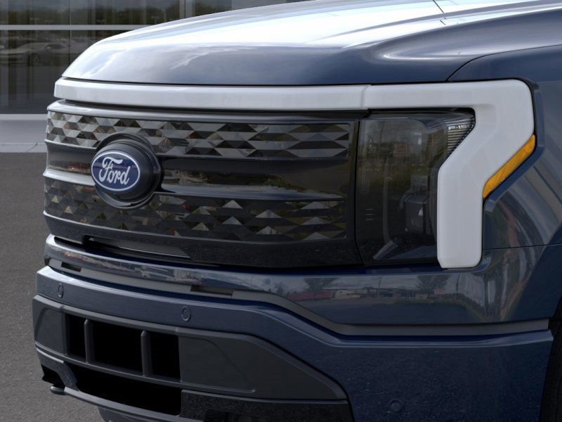 New 2025 Ford F150 Lightning Platinum image 24