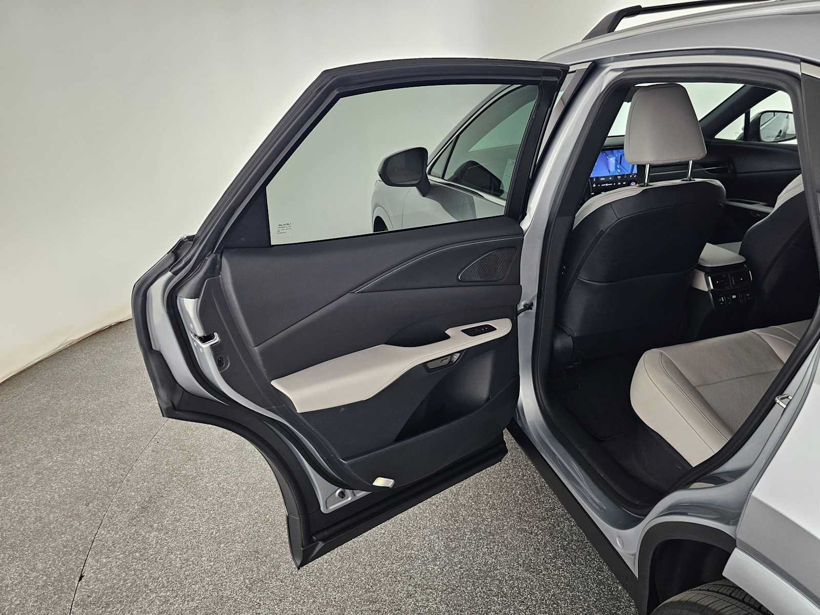 Certified 2023 Lexus RX 350 Premium Plus w/ Cold Area Package FWD image 15