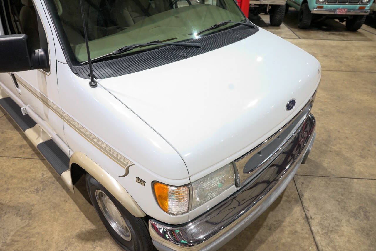 Used 2002 Ford E-150 and Econoline 150 RWD image 18