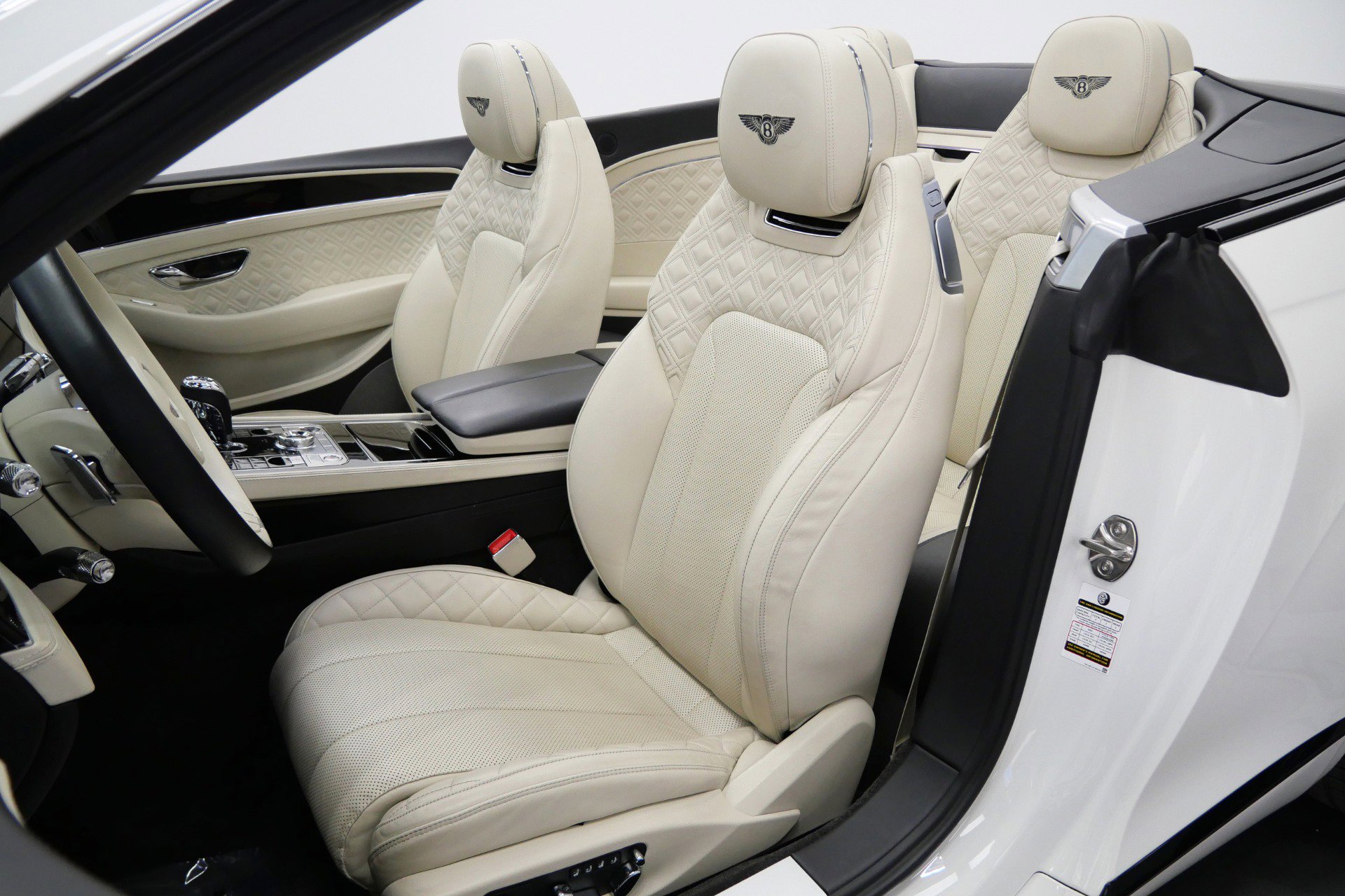 Used 2022 Bentley Continental GT AWD/4WD image 23