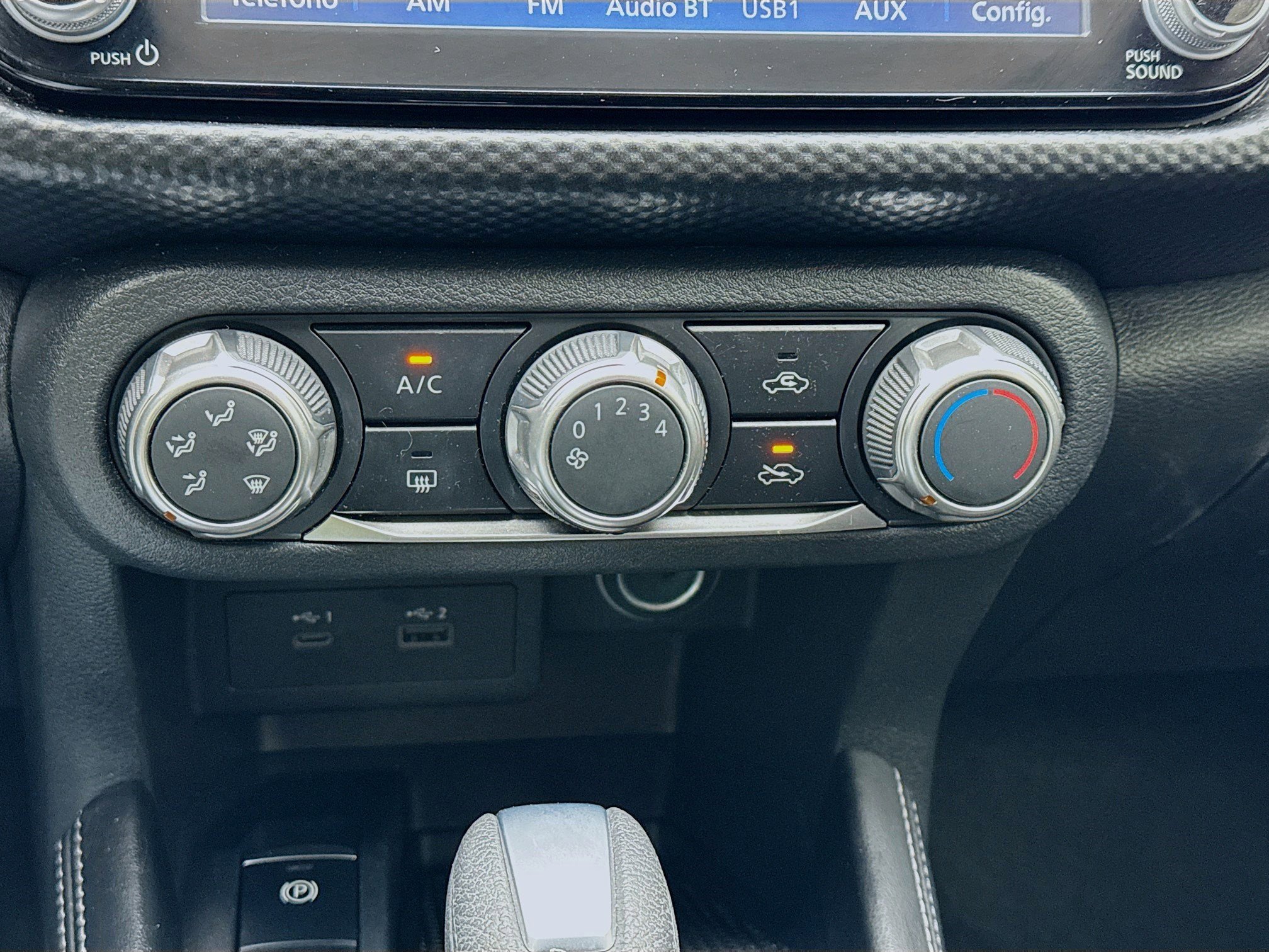 Used 2023 Nissan Kicks SV image 12