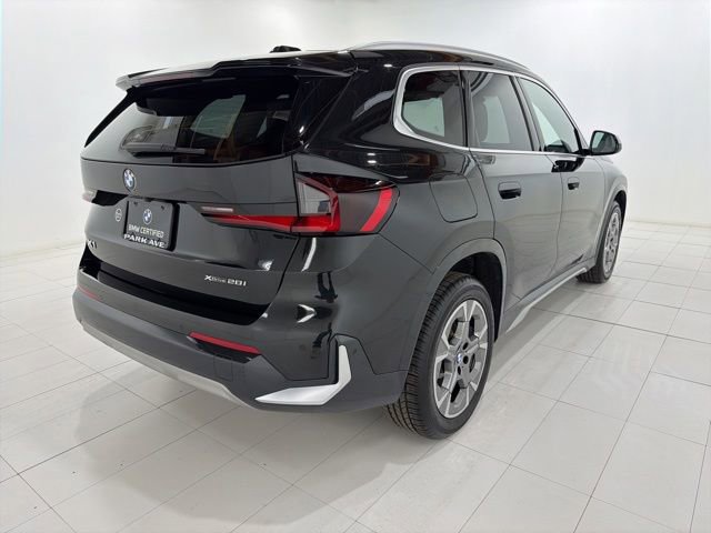 Certified 2023 BMW X1 xDrive28i w/ Convenience Package AWD/4WD image 5