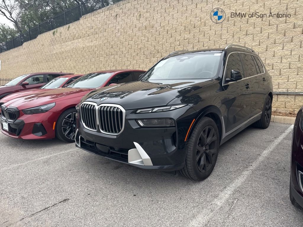 Certified 2025 BMW X7 xDrive40i w/ Premium Package