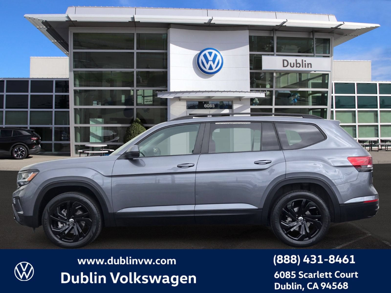 Certified 2023 Volkswagen Atlas SE w/ Panoramic Sunroof Package AWD/4WD image 7