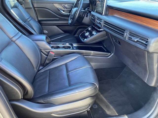 Used 2022 Lincoln Corsair Reserve w/ Equipment Group 201A image 12