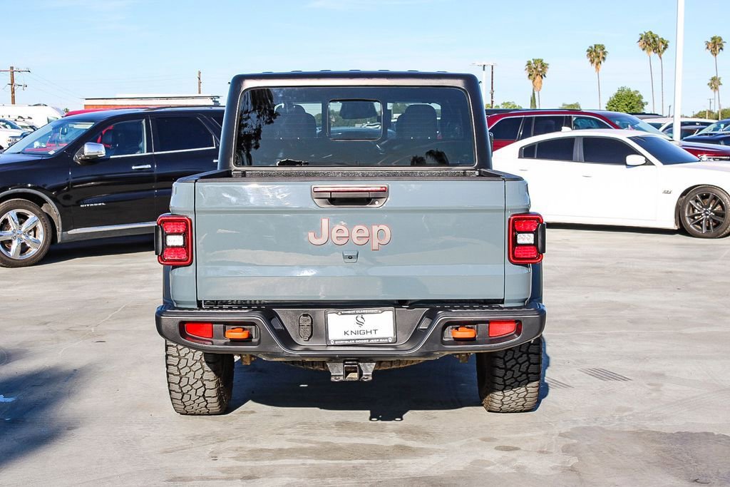 Used 2026 Jeep Gladiator Mojave AWD/4WD image 8