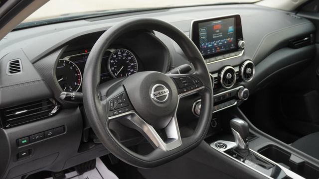 Used 2023 Nissan Sentra SV image 16