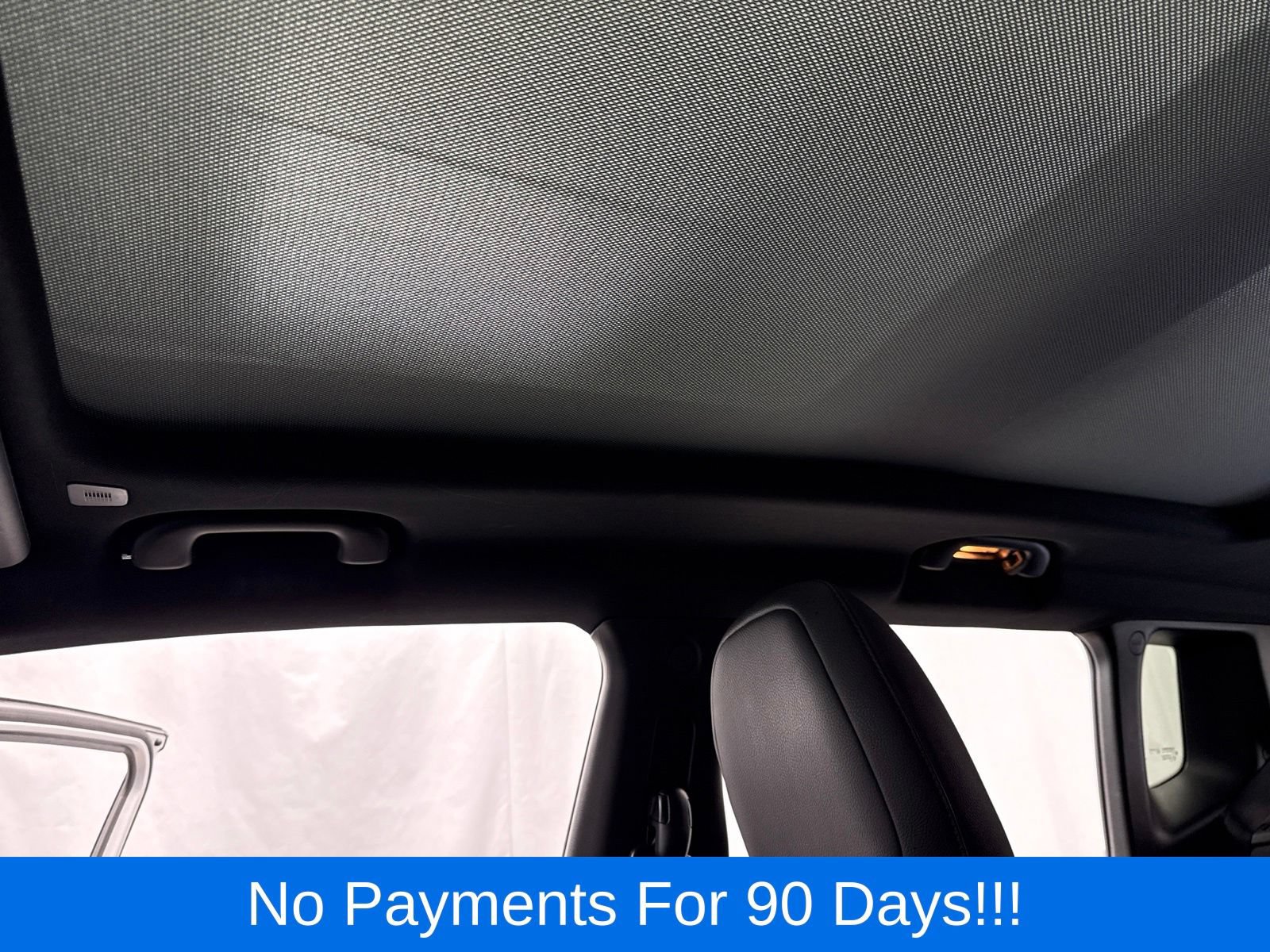 Used 2019 Jeep Renegade Limited w/ Quick Order Package 22P AWD/4WD image 23