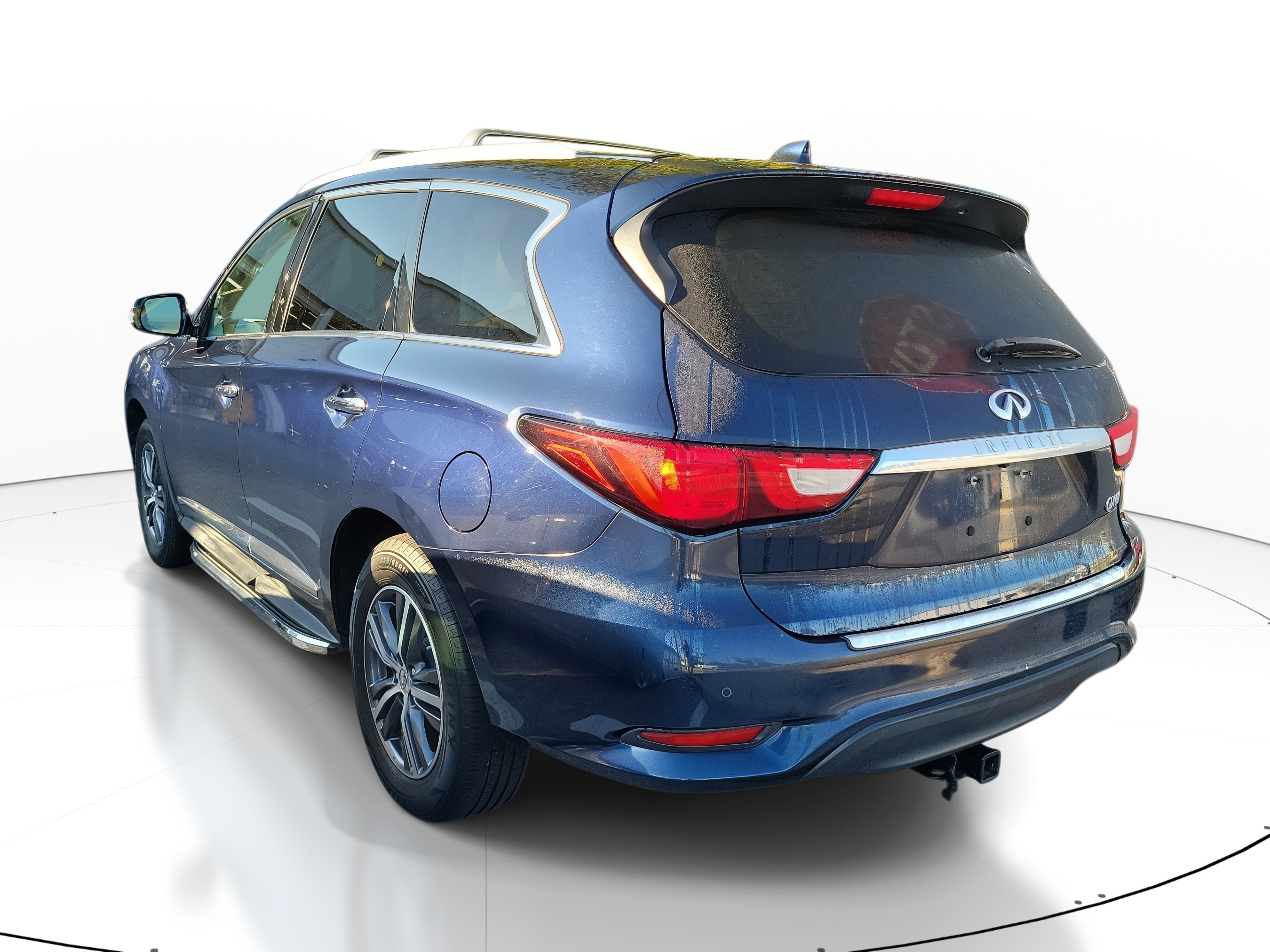 Used 2017 INFINITI QX60 Luxe w/ Premium Plus Package image 7